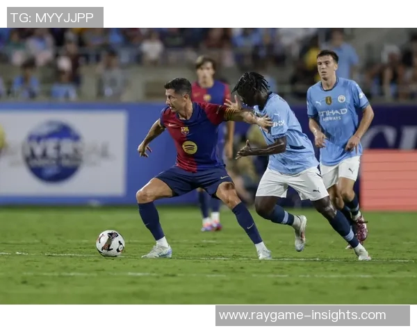 西甲激战：莱比锡与曼城战成平局神奇扑救成比赛亮点