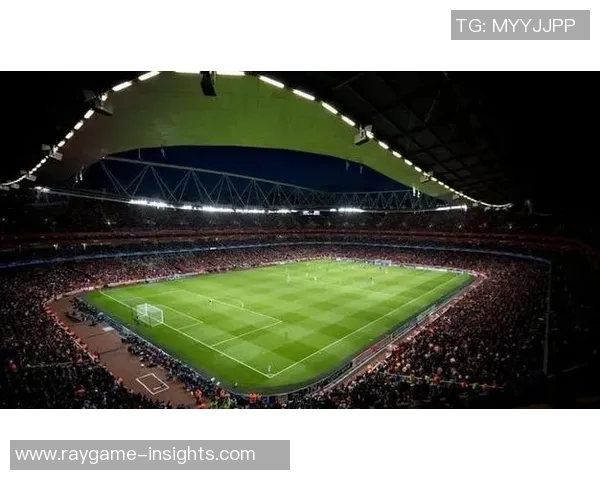 英超激战：多特蒙德6比2狂胜利物浦点球大战瞬间点燃全场激情