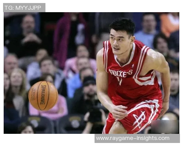 姚明启程飞往休斯顿开启新篇章追逐梦想与篮球的辉煌之路