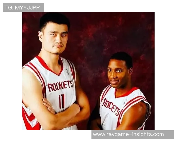 姚明首任队友回忆录：那些年我们一起追逐篮球梦想的岁月