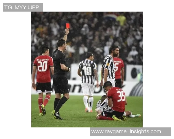 友谊赛精彩对决本菲卡与尤文图斯战成平局数据分析揭示比赛亮点 友谊赛精彩对决本菲卡与尤文图斯战成平局数据分析揭示比赛亮点