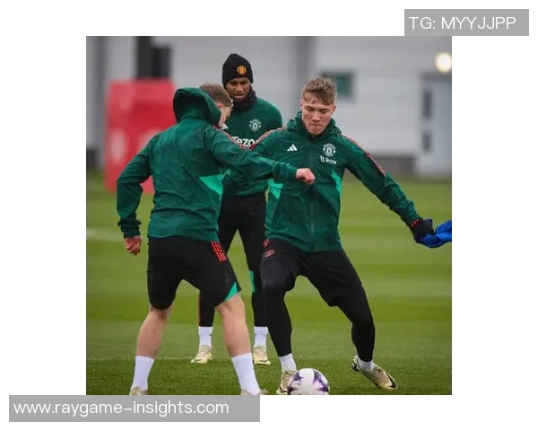 足总杯冷门：多特蒙德力克拜仁引发转会风波与全场沸腾