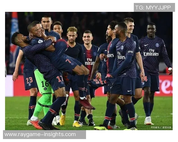 切尔西友谊赛大胜巴黎圣日耳曼全场回顾与战术分析 切尔西友谊赛大胜巴黎圣日耳曼全场回顾与战术分析