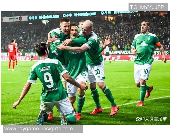 德甲惊现冷门莱比锡逆转热刺引爆全场激情对决