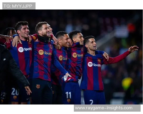 西甲赛场惊现冷门莱比锡大胜切尔西乌龙球引发全场狂欢