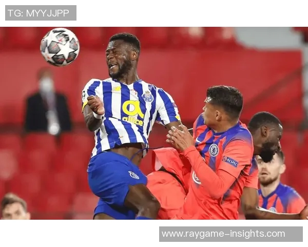 国王杯激战波尔图与切尔西鏖战至平局绝杀瞬间引发全场狂欢